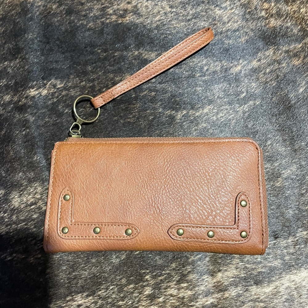 Target wallet/ wristlet